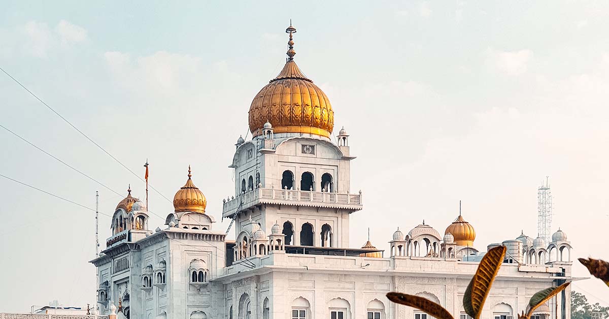 10 Iconic Gurudwaras in Delhi That You Should Know About
